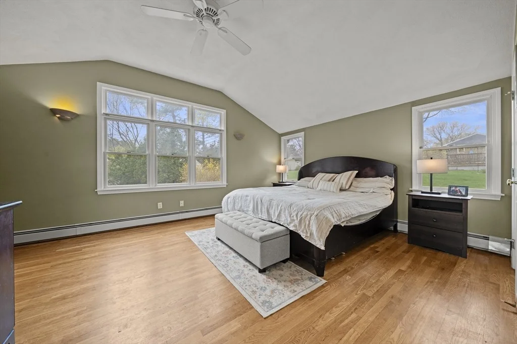 Photo of 10 Newhall Rd