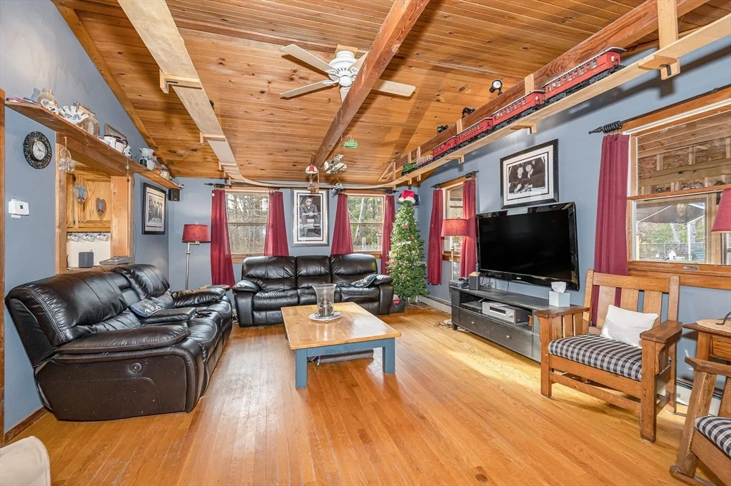 Photo of 4 Belvina Cir