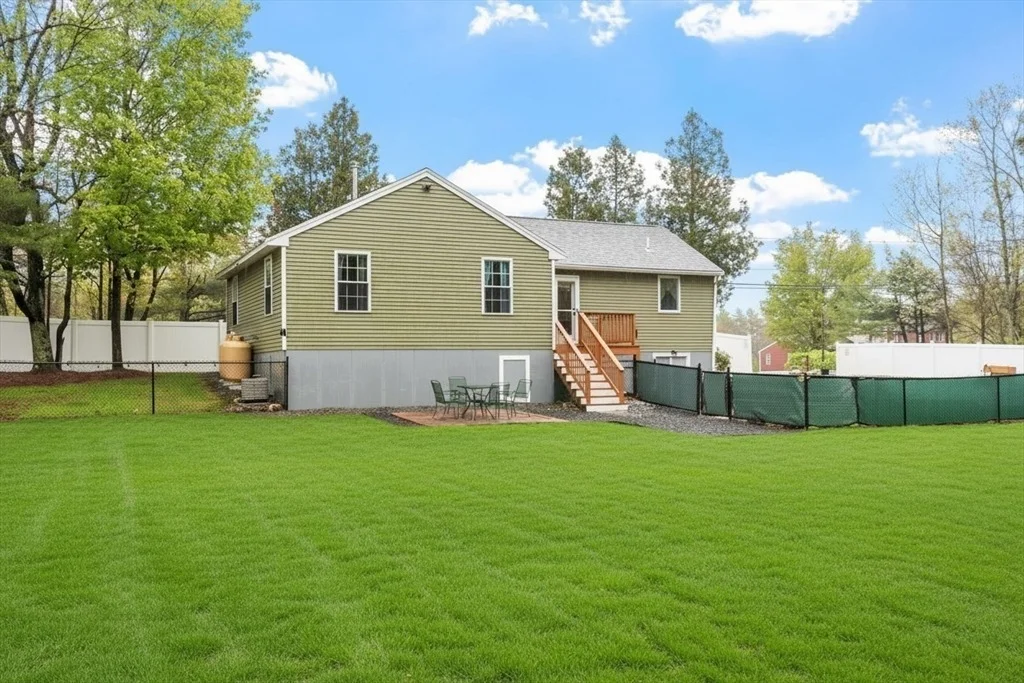 Photo of 151 Gardner Rd