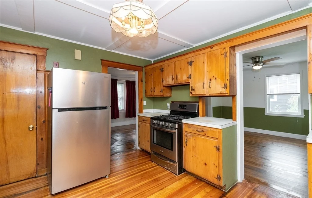 Photo of 8 Newcomb Avenue