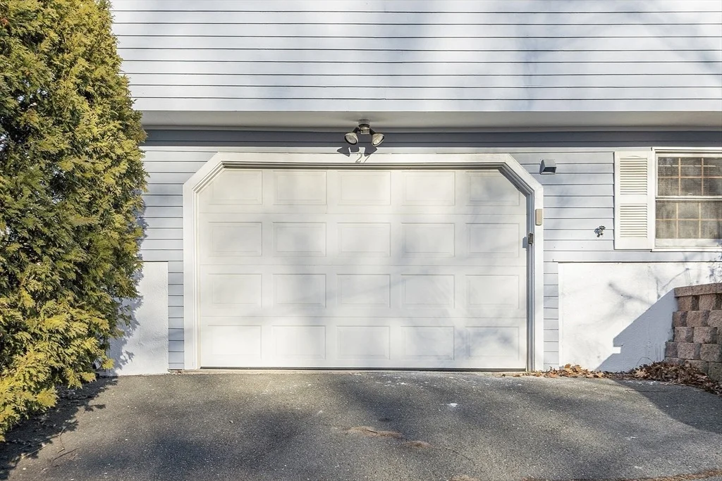 Photo of 27 Donnelly Dr