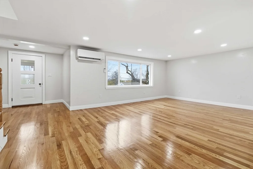 Photo of 123 Pine Hill Cir