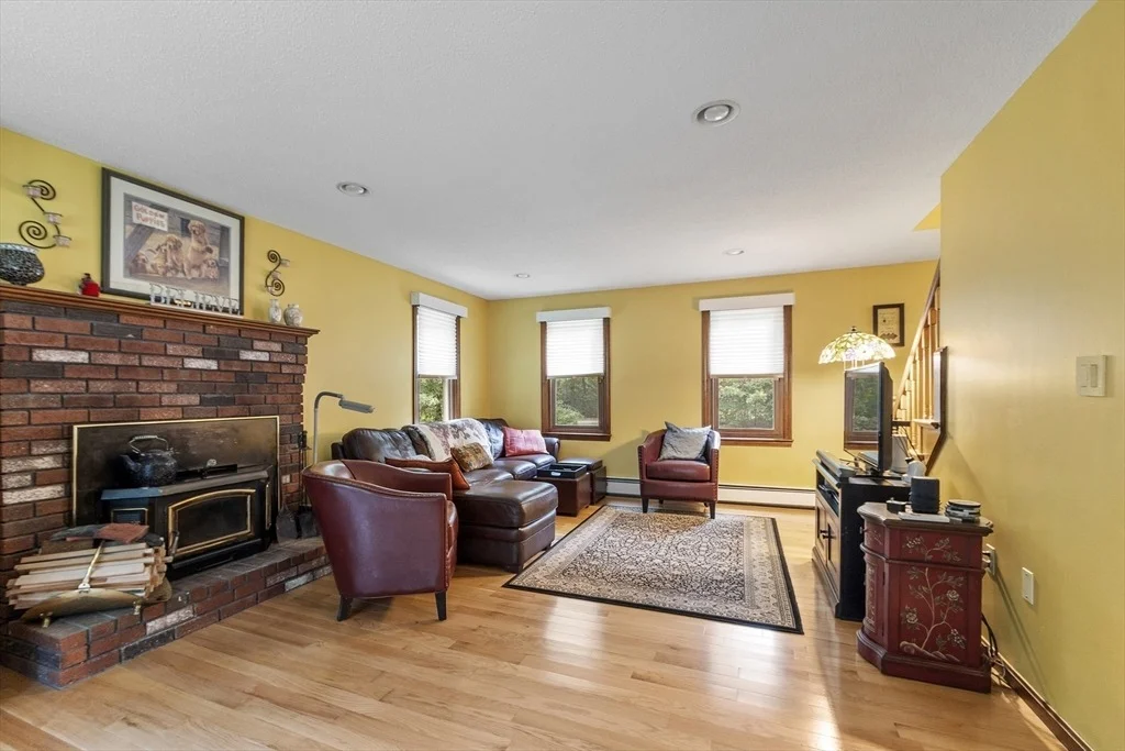 Photo of 378 Pelham Rd