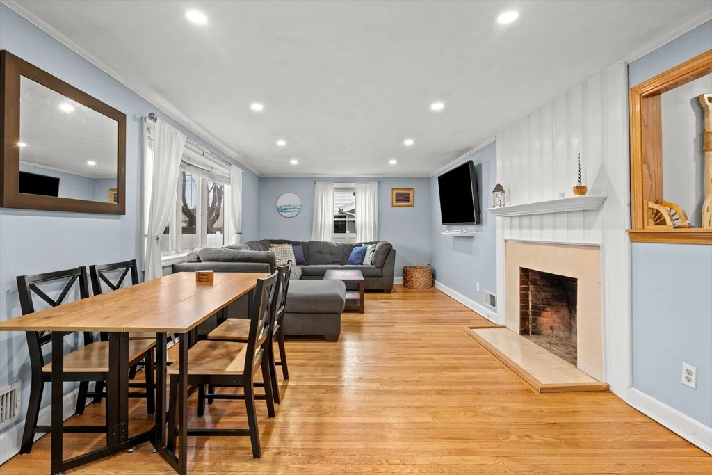 Photo of 3 Gray Rd.