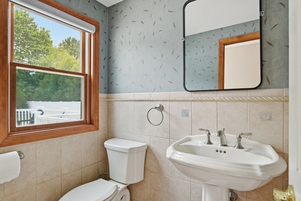 Photo of 107 Viscount Rd