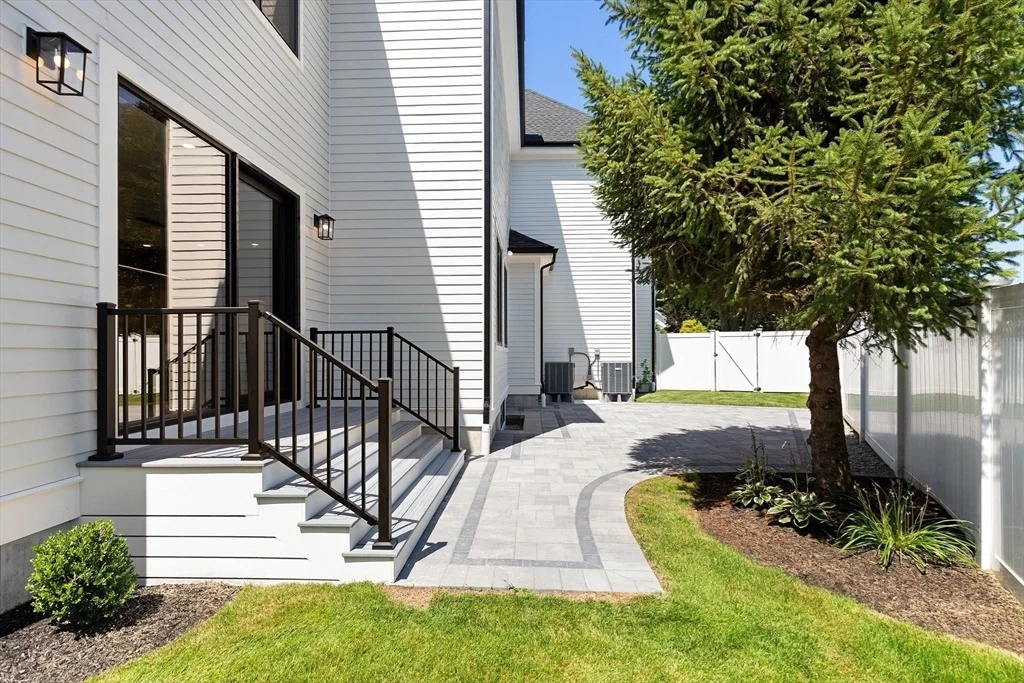 Photo of 21 Winslow Rd
