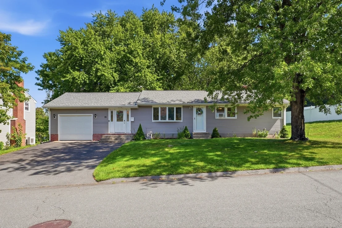 Photo of 75 Longwood Dr