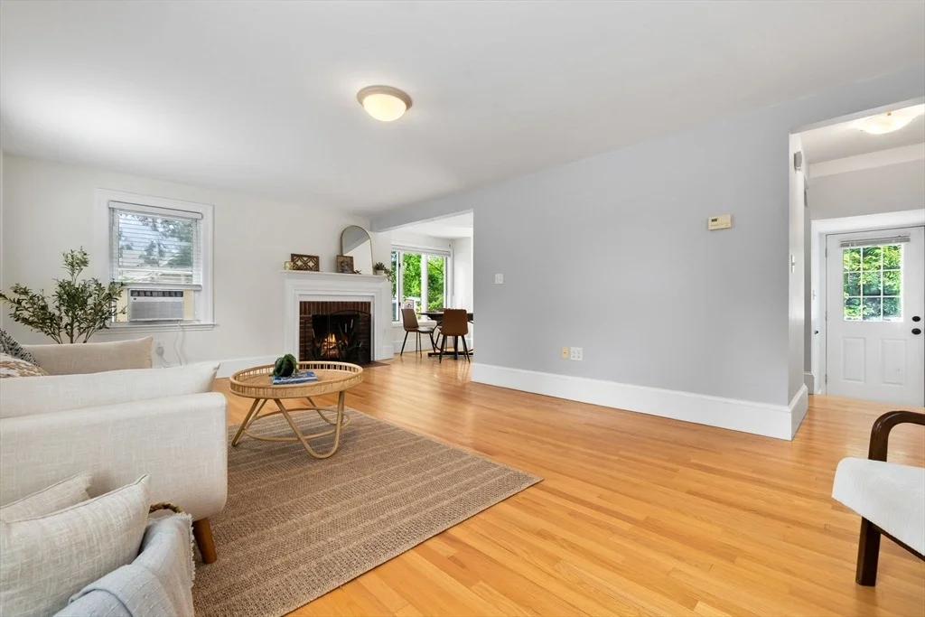 Photo of 1 Virginia Ave
