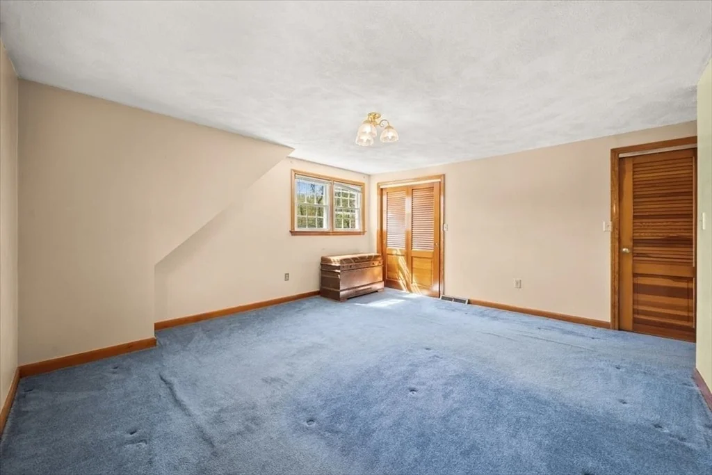 Photo of 7 Glen Echo Blvd