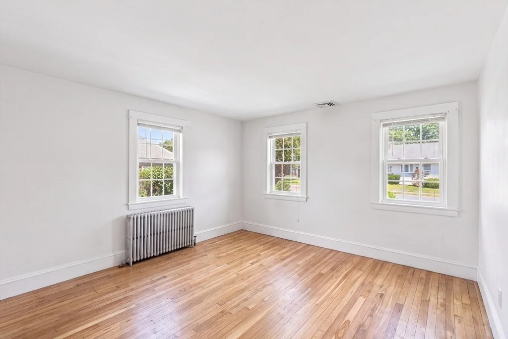 Photo of 35 Walnut St