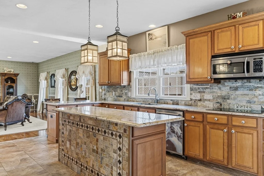 Photo of 6 Meadowlark Drive