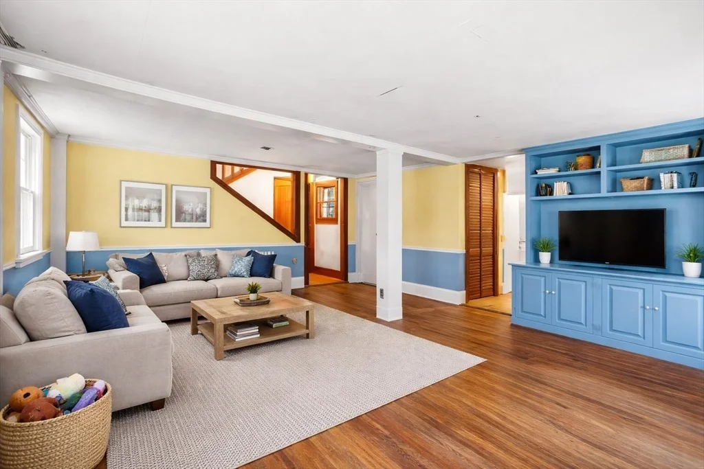 Photo of 104 Mill St