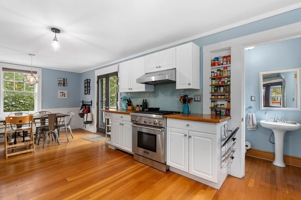 Photo of 12 Baincroft Rd