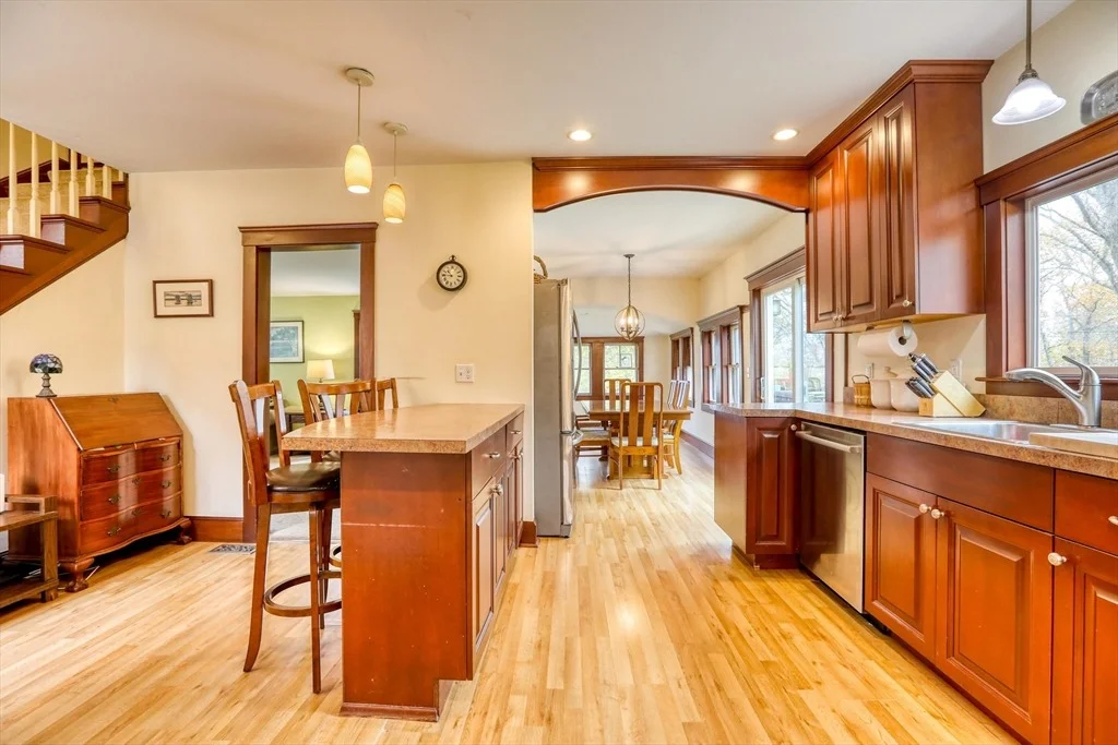 Photo of 31 Summit Avenue