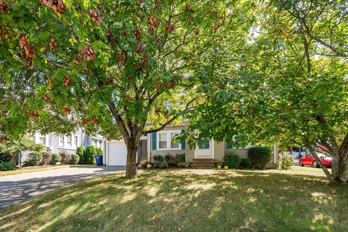 Photo of 18 Hill View Road
