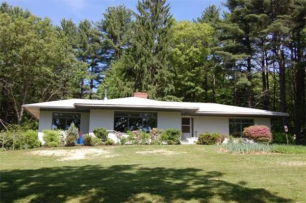 Photo of 20 Clearview Dr