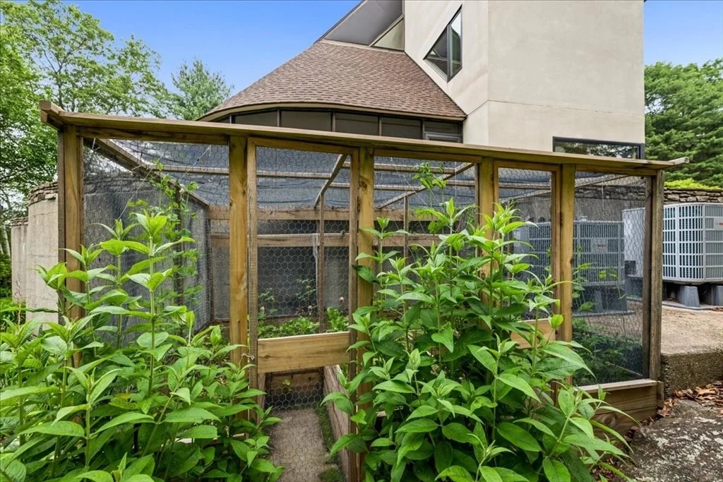 Photo of 45 Hickory Dr