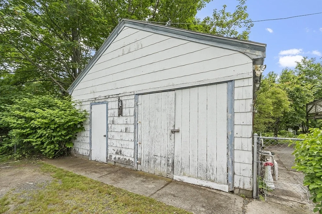 Photo of 78 Flash Rd
