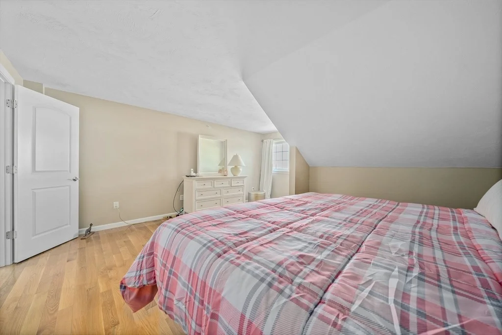 Photo of Unit 3 at 3 Red Pony Path