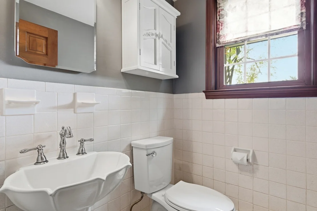 Photo of 11 Van Brunt Avenue