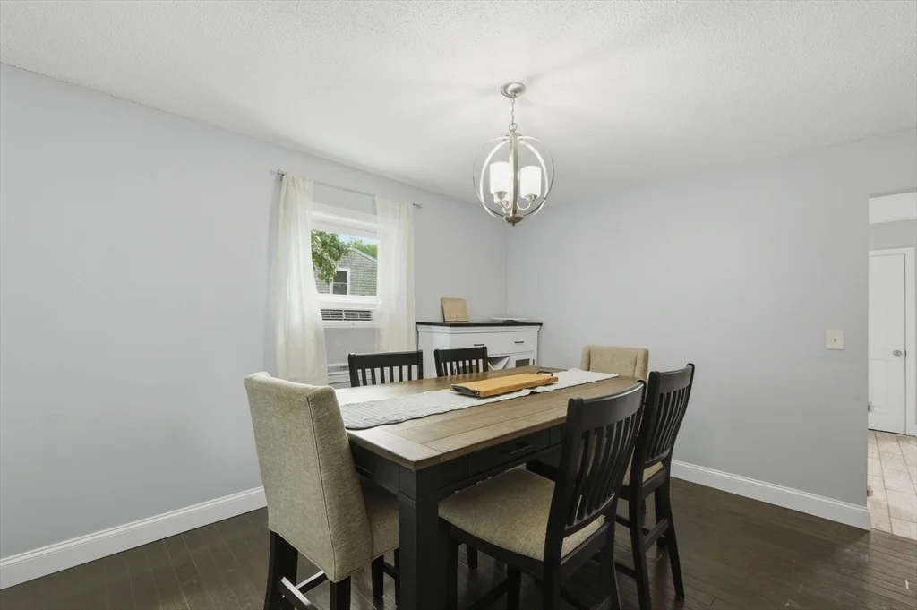 Photo of 134 Hathaway Commons Rd