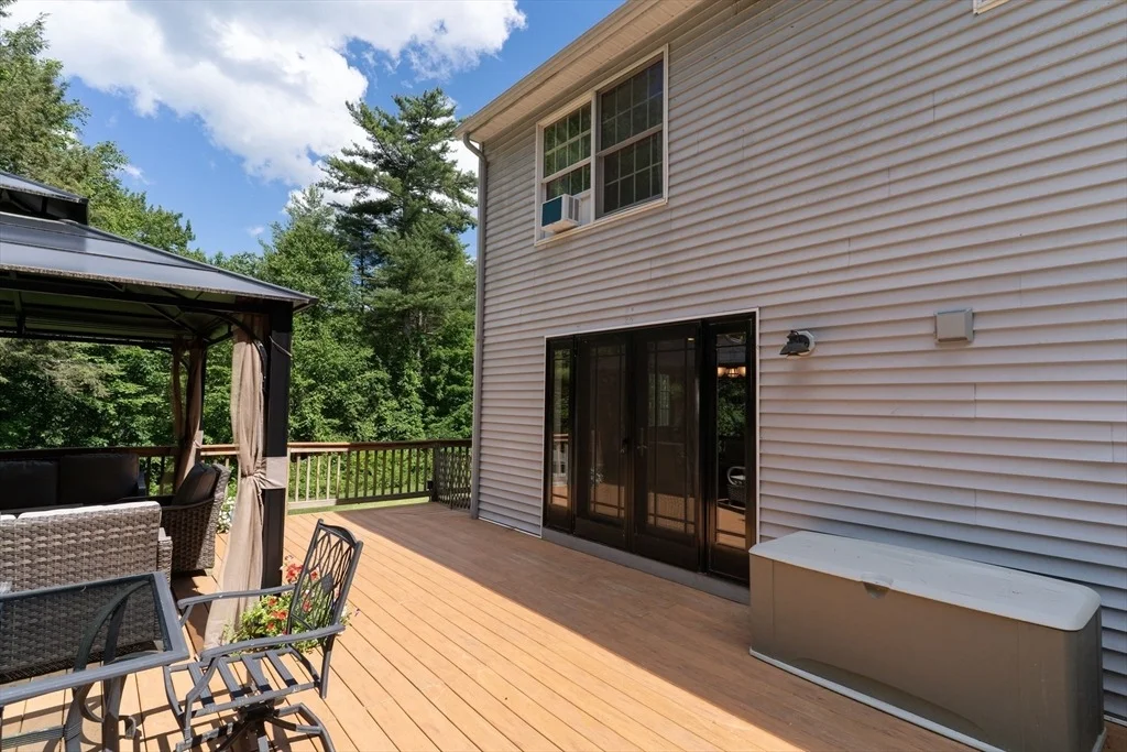 Photo of 1 Barefoot Ln