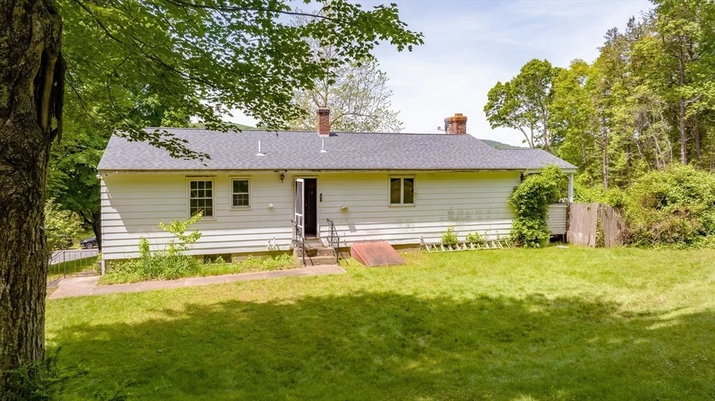 Photo of 189 Scantic Rd.