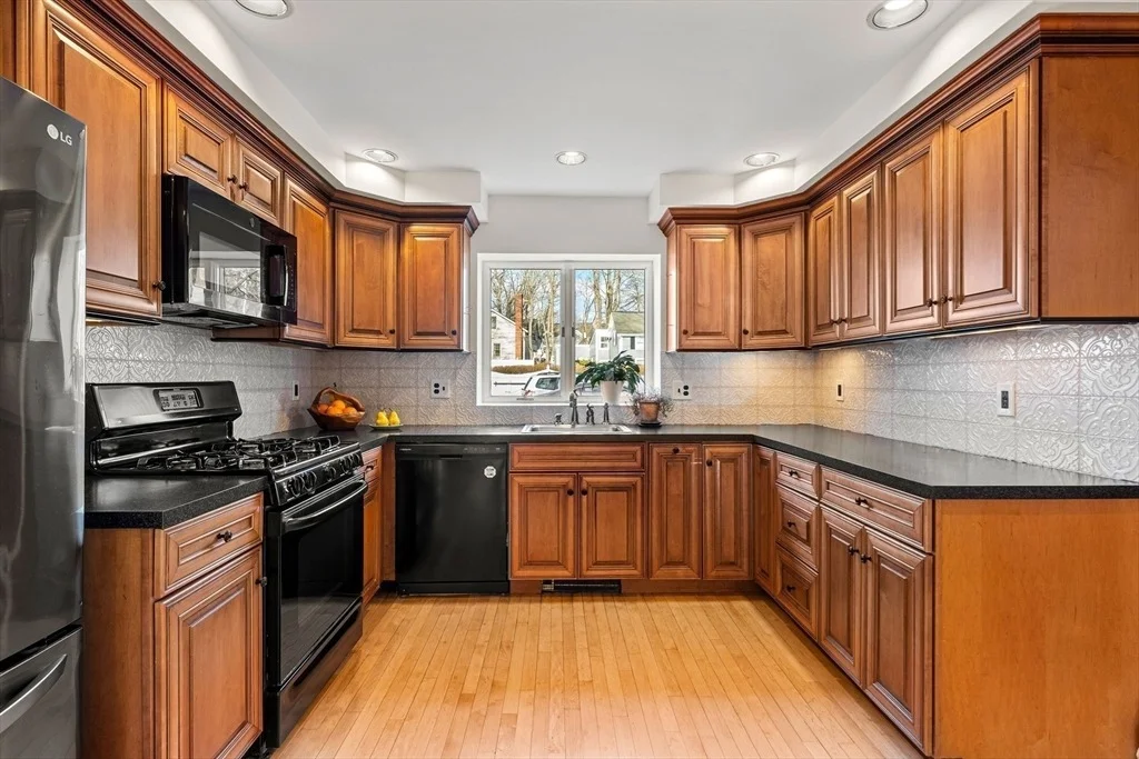 Photo of 303 Nahant Road