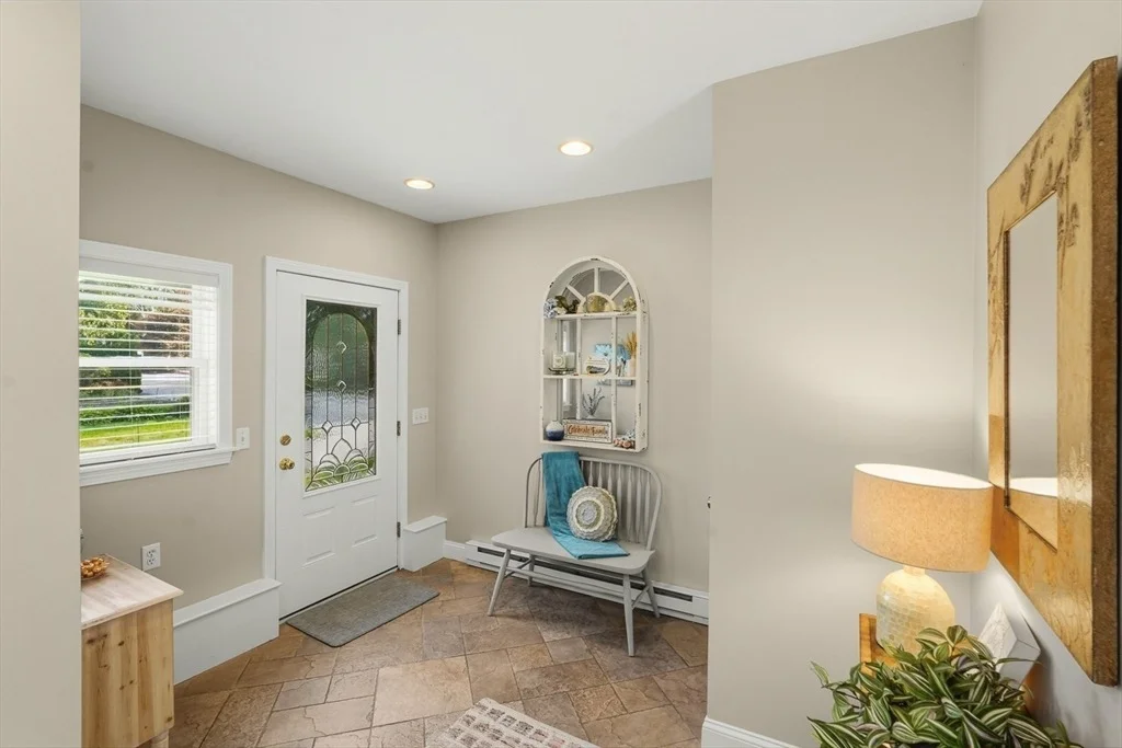 Photo of 86 Bates Point Rd