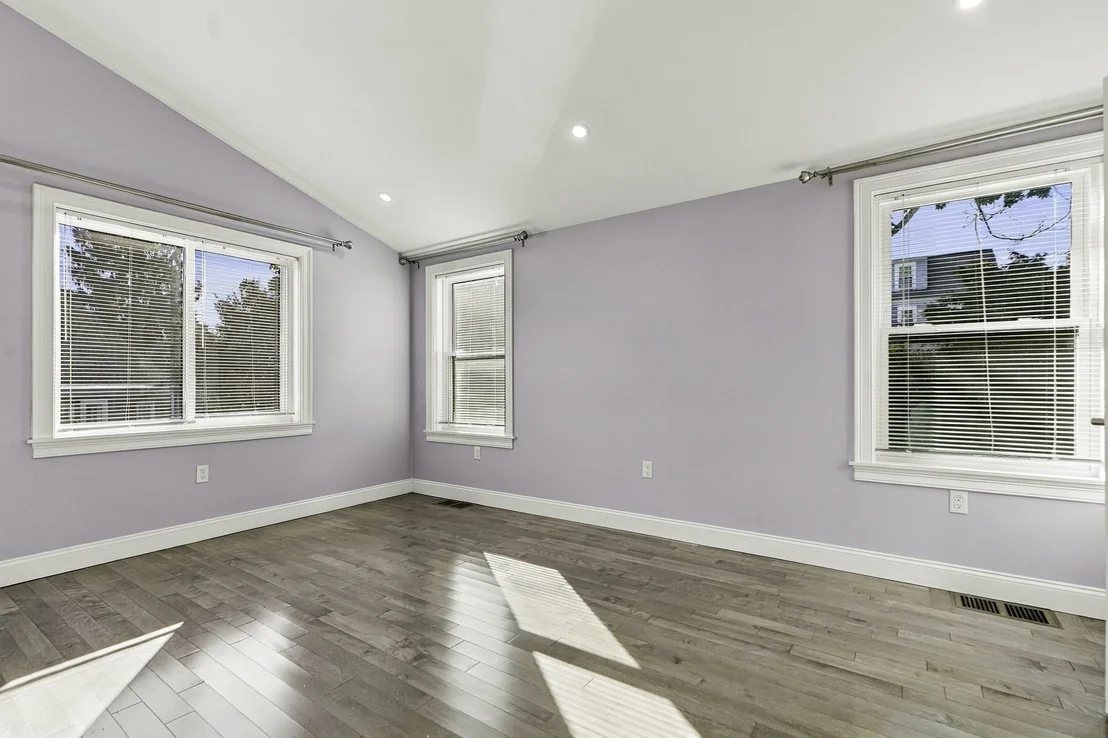 Photo of 47 Rosedale Rd
