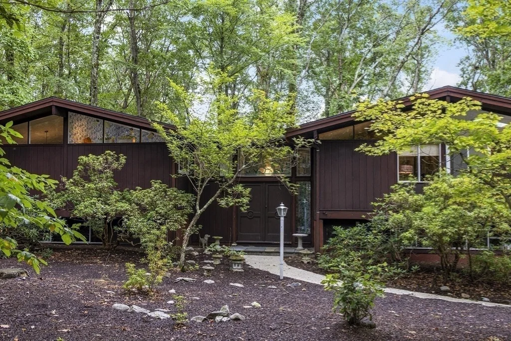 Photo of 39 Indian Ridge Road