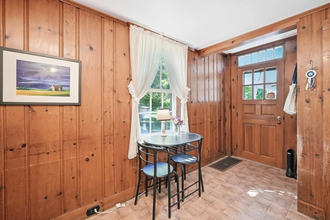 Photo of 84 Maple Street