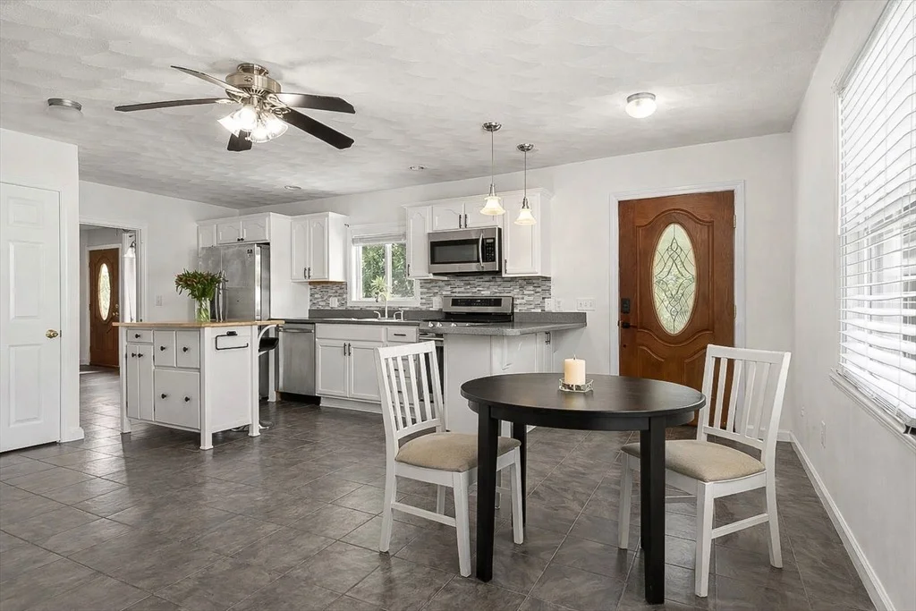 Photo of 6 Vista Dr