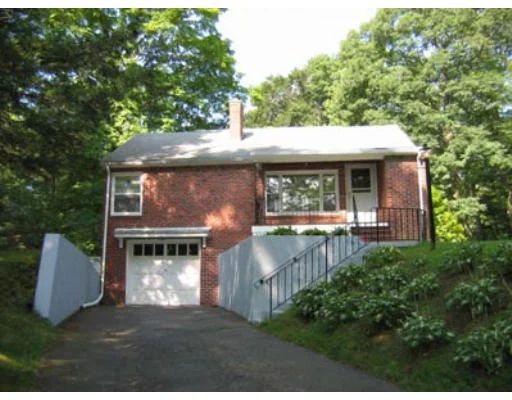 Photo of 1026 Suffield