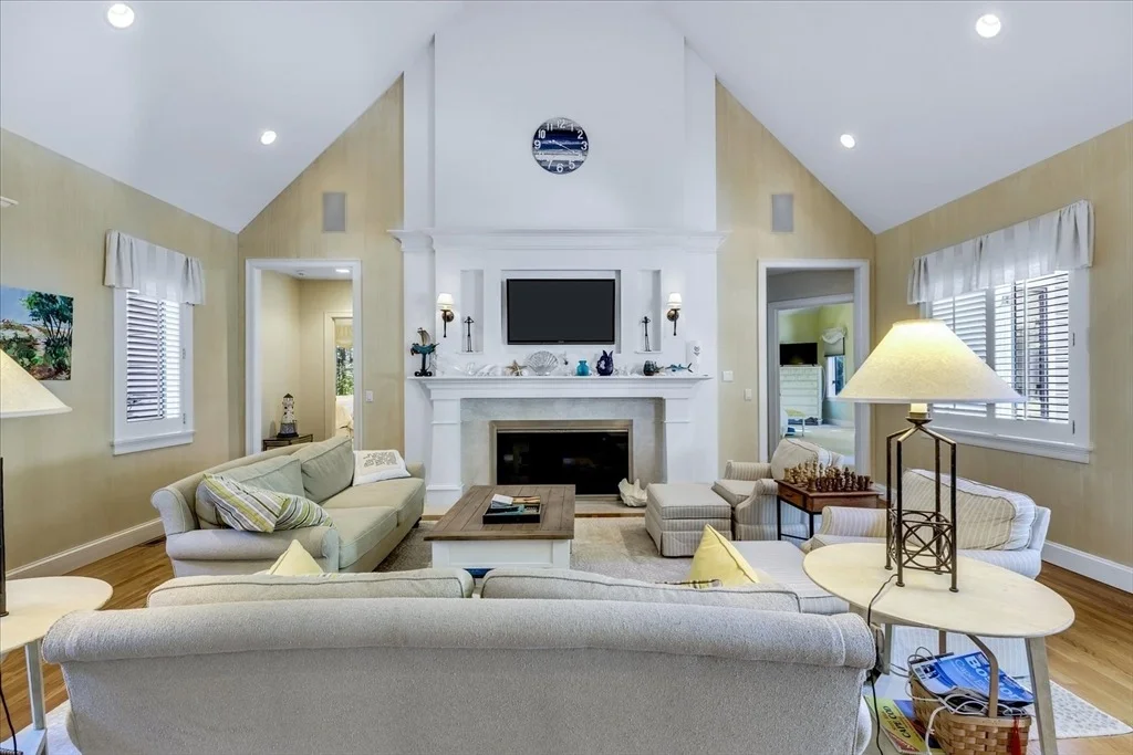 Photo of 100 The Paddock Cir