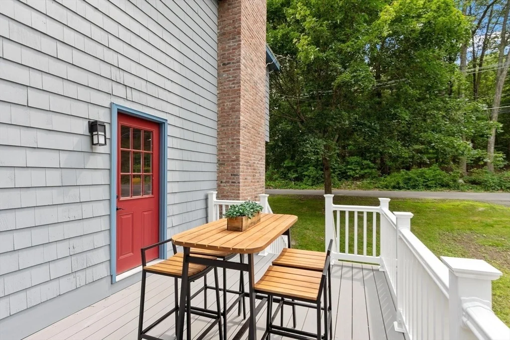 Photo of 368 Hill Rd