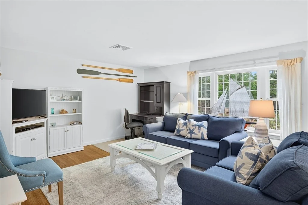 Photo of 98 Bay Lane