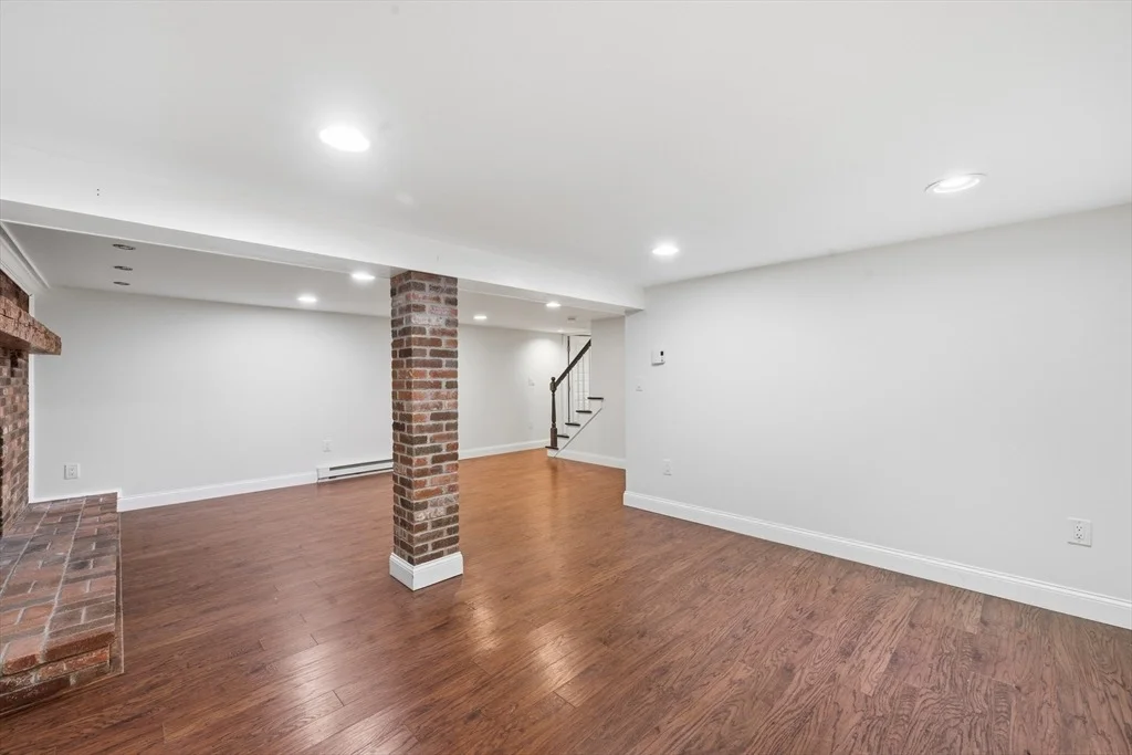 Photo of 15 Pine Ridge Rd