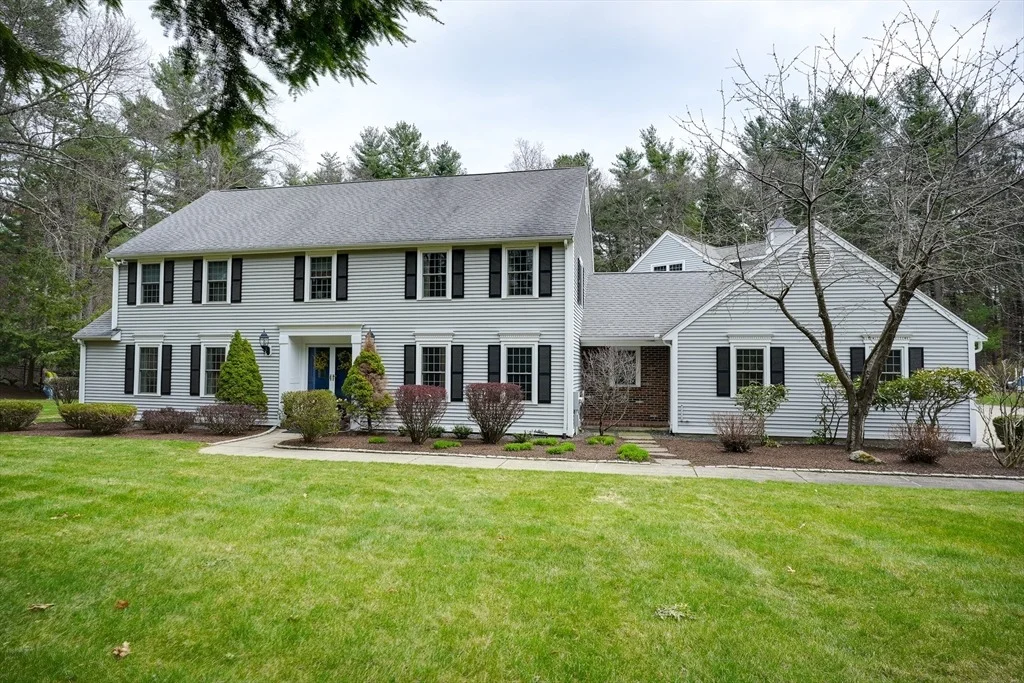 Photo of 391 Concord Rd