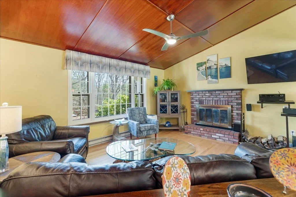 Photo of 138 Benjamin Rd