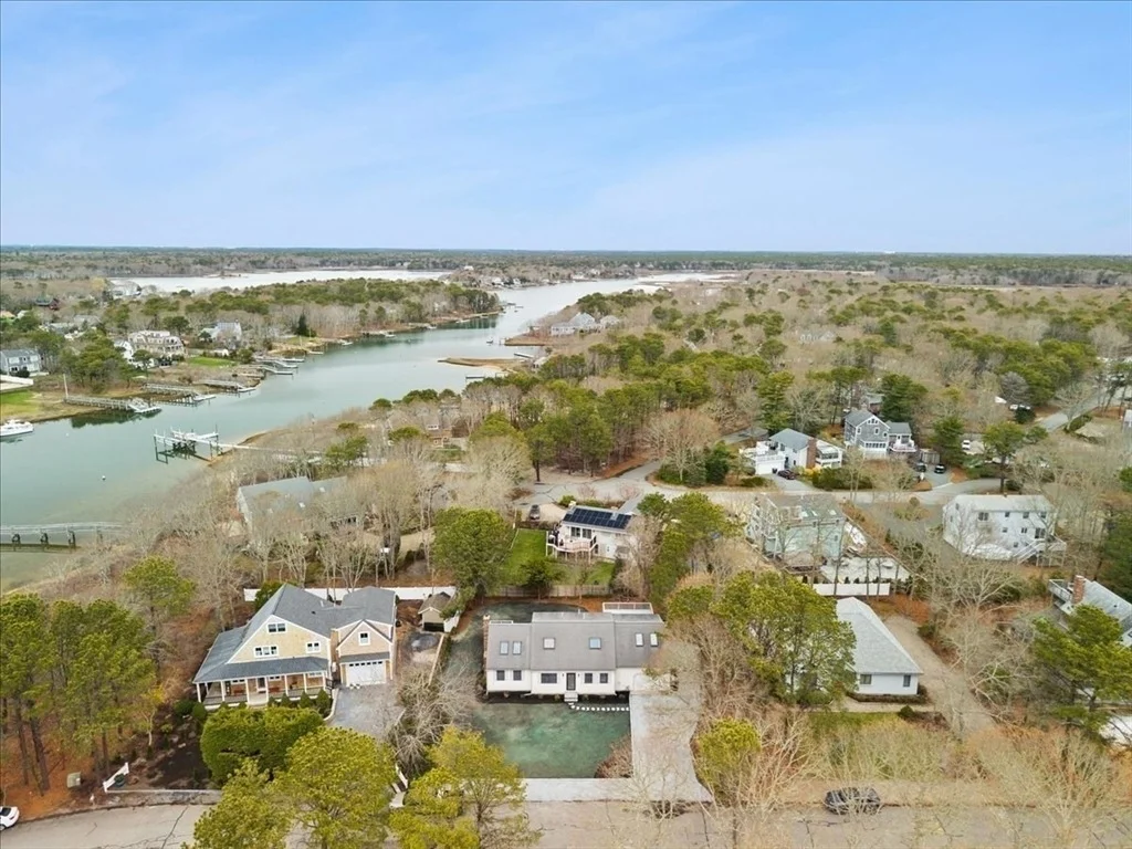Photo of 67 Whippoorwill Cir