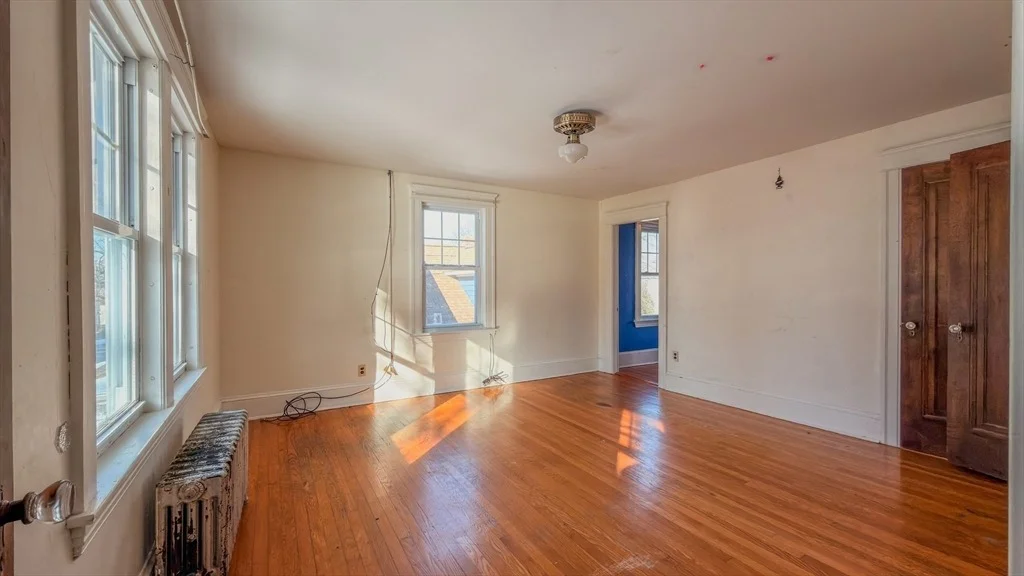 Photo of 39 Whitmarsh Avenue