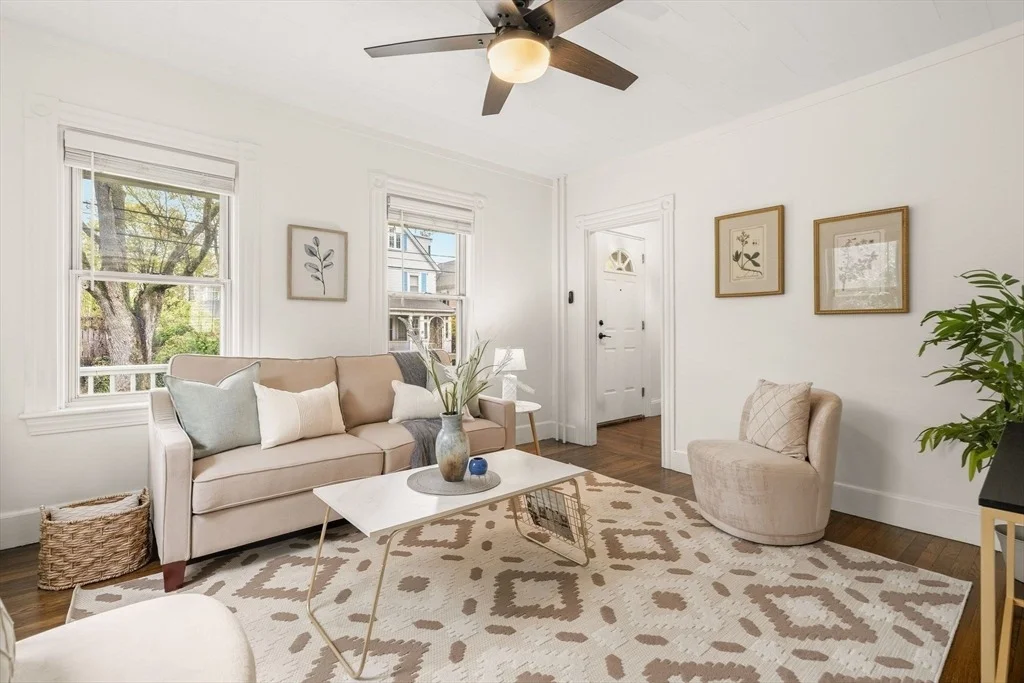 Photo of 53 Henderson St