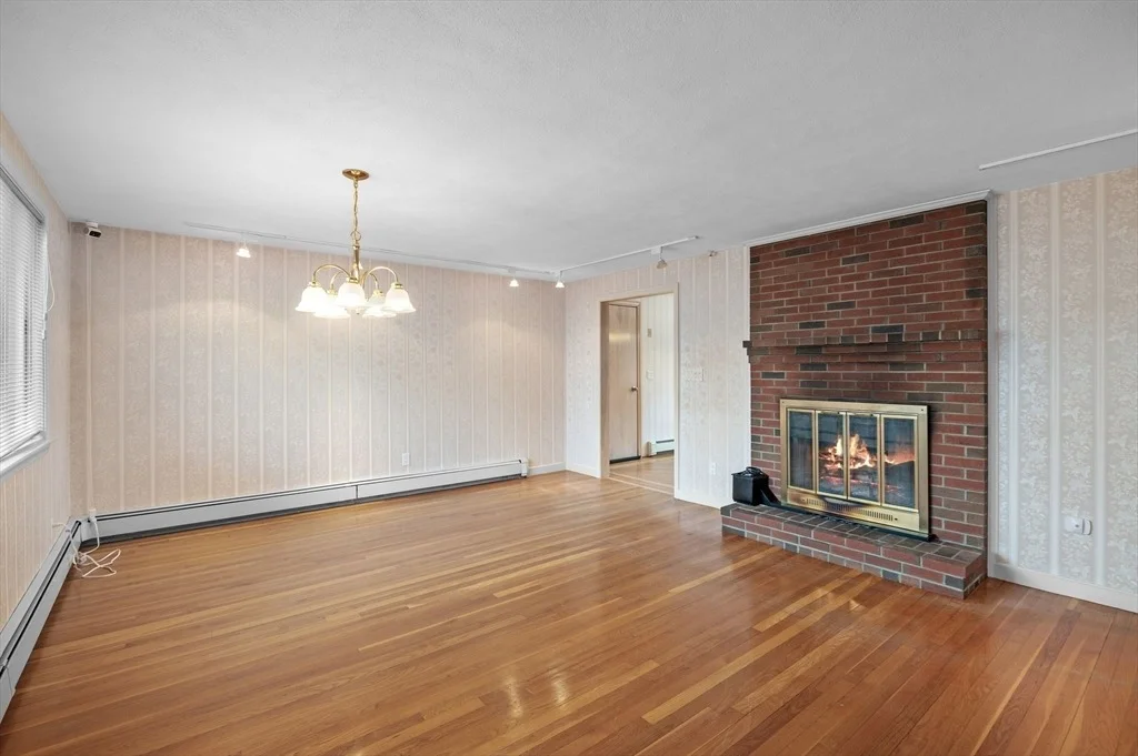 Photo of 11 Netherton Ave
