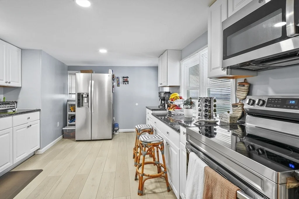 Photo of 113 Roosevelt Avenue