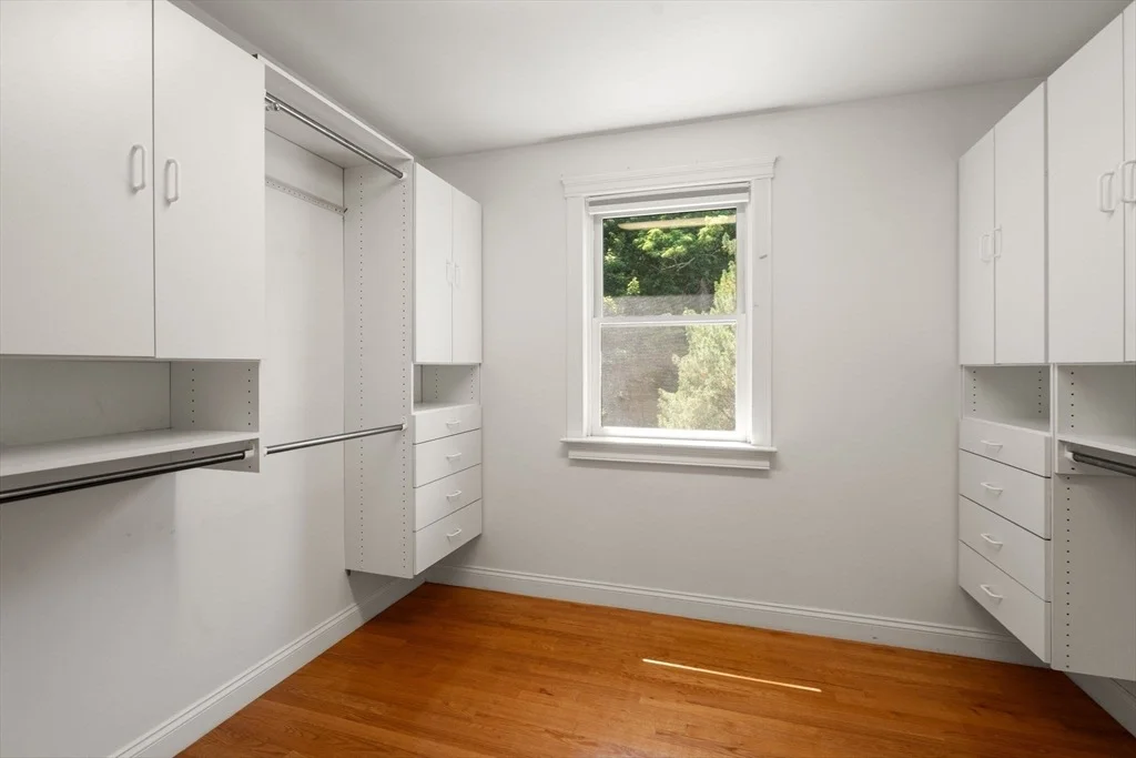 Photo of 15 Montclair Dr