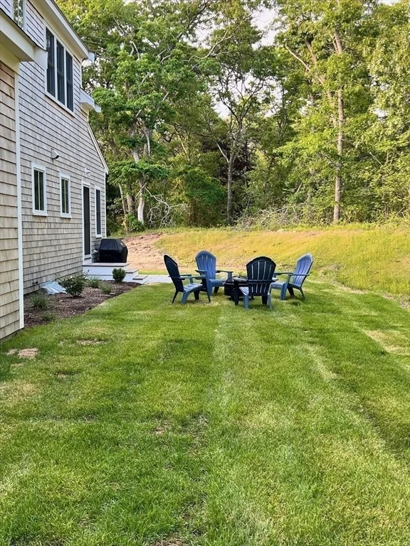 Photo of 1526 Hyannis Road