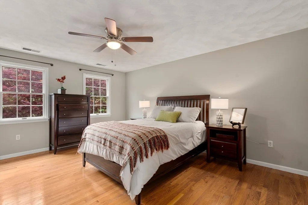 Photo of 16 Kings Row