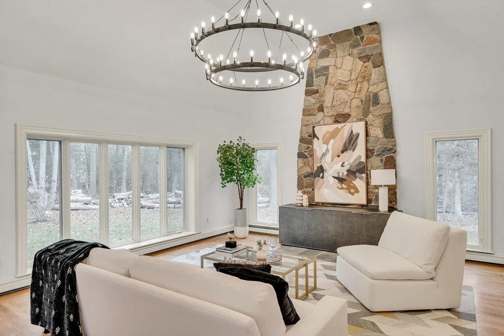 Photo of 17 Arrowhead Drive