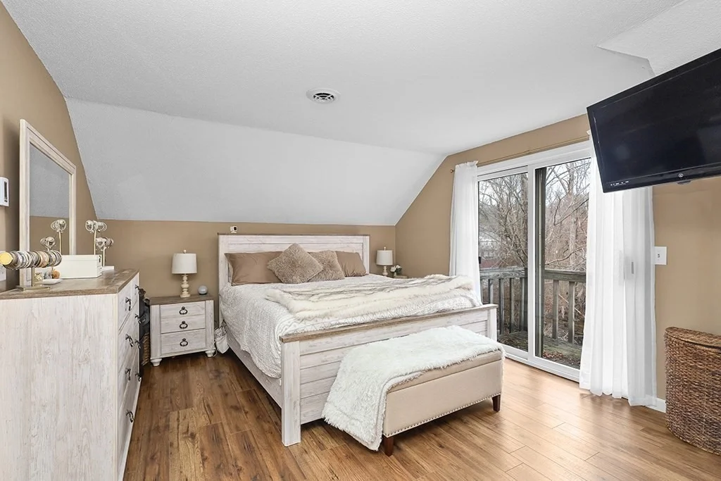 Photo of Unit A at 3 Strathmore Shire Dr